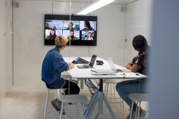 Remote leadership team collaborating across borders – Kensington Worldwide